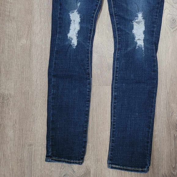 Womens 711 levi jeans - Picture 2 of 5